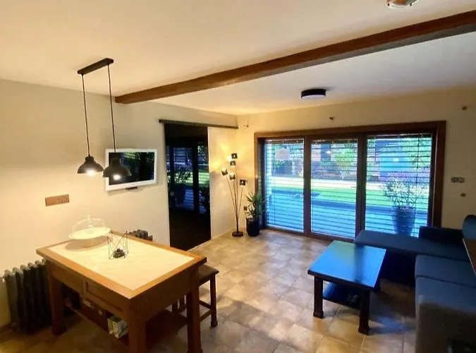 Apartment Holin Διαμέρισμα *